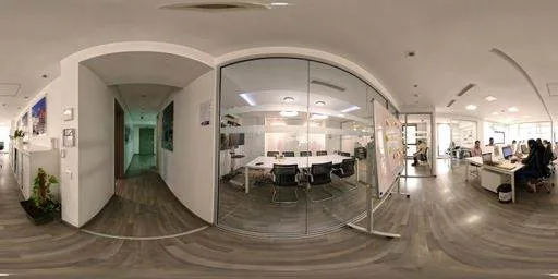 Une vue panoramique d'un bureau grâce à une caméra à 360 degrés.